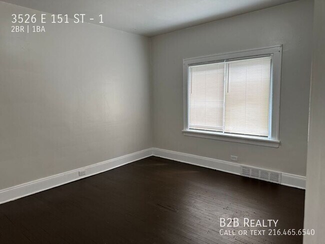 Building Photo - 3526 E 151st St