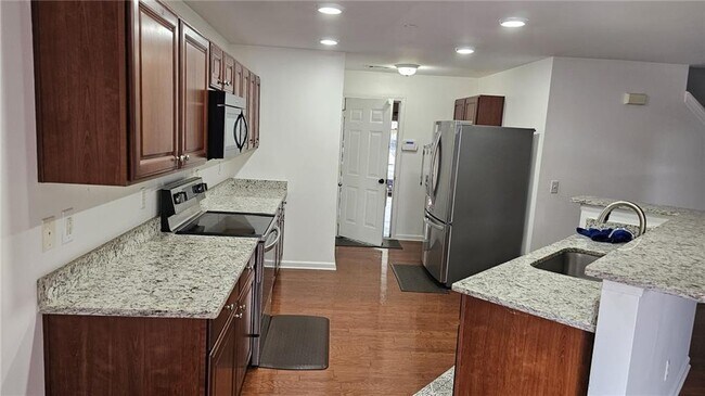 Building Photo - 3055 Whittier Way