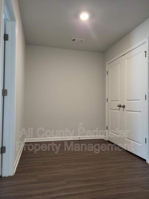 Building Photo - 134 Brexley Dr