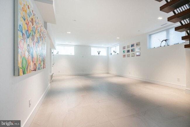 Building Photo - 815 S 20th St