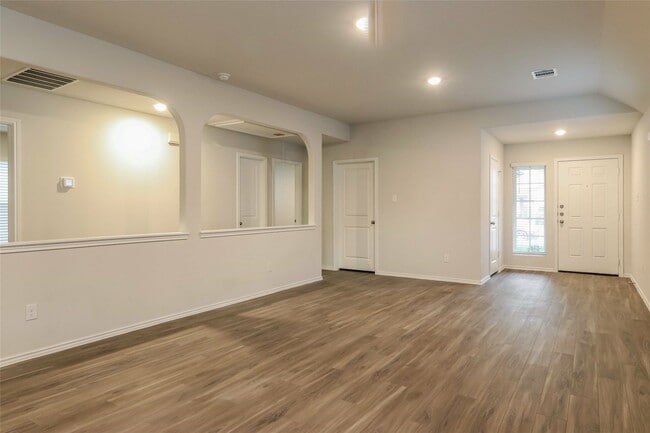 Building Photo - 2208 Onyx Ln