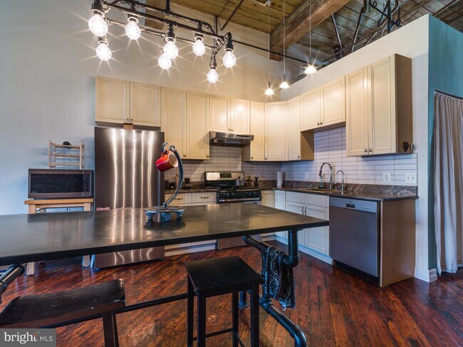 Building Photo - 1100 Shackamaxon St