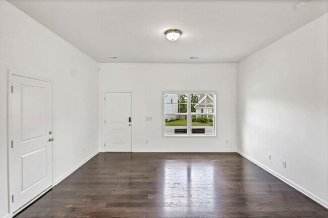 Building Photo - 3 bedroom 2 bath home for rent!