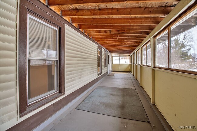 Building Photo - 314 Abbott Rd