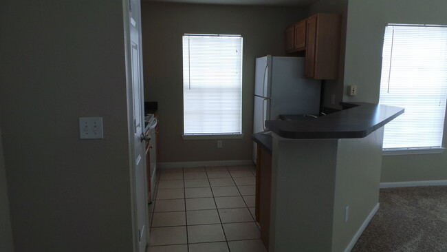 Building Photo - Orlando-Central Park on Lee Vista-2/2!