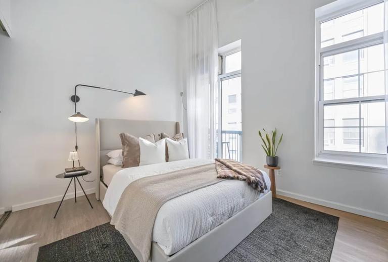 Building Photo - 77 Fulton St