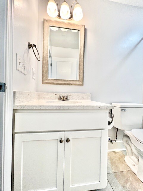 Building Photo - 165 Pommel St