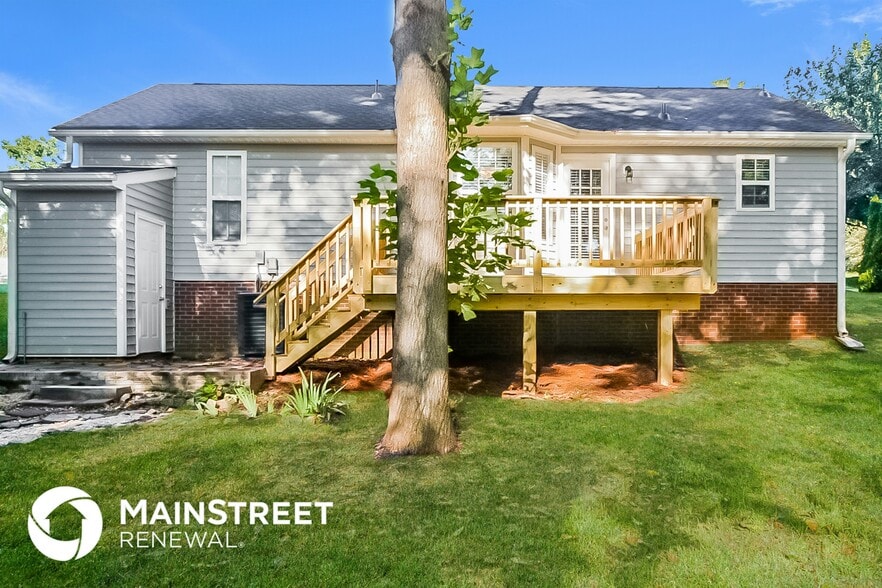 Building Photo - 133 Holly Mountain Rd