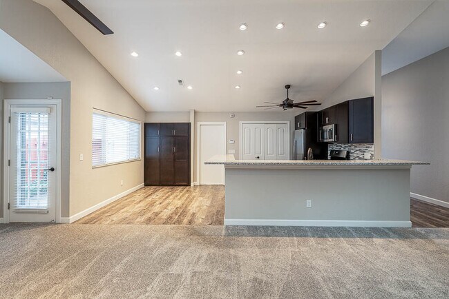 kithen and kitchenete - 746 Hilltop Ln