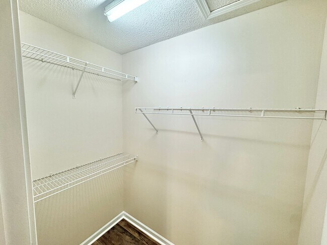 Building Photo - Statesville - 3BR/2BA