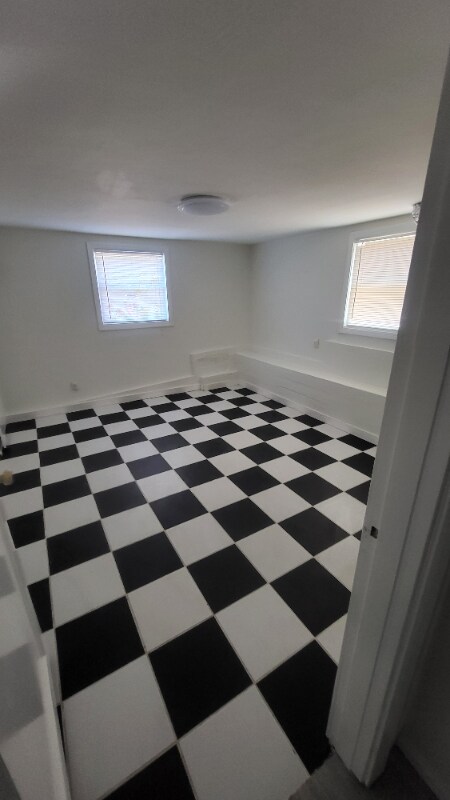 Building Photo - 5429 Van Fleet Ave