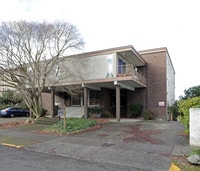 Building Photo - Admiral Apartments