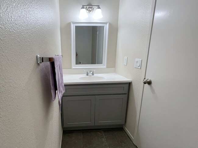 Building Photo - 2074 Caraway St