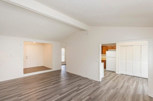 Building Photo - 3104 Kinwood Dr