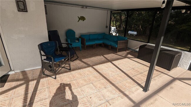 Building Photo - 9664 W Plantation Ln