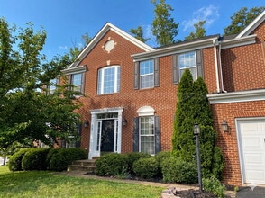 Building Photo - 121 Riggs Rd