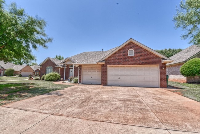 Building Photo - 15501 Arbuckle Heights