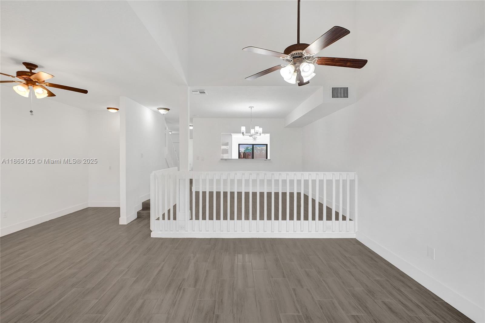 Building Photo - 4163 SW 85th Ave