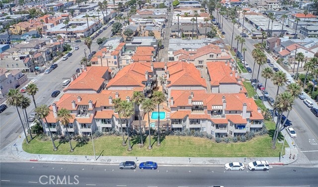 Building Photo - 1400 Pacific Coast Hwy