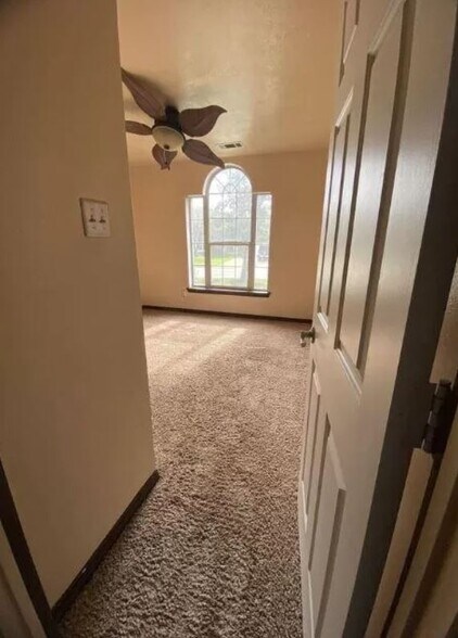 Building Photo - 1403 Kernstown Ln