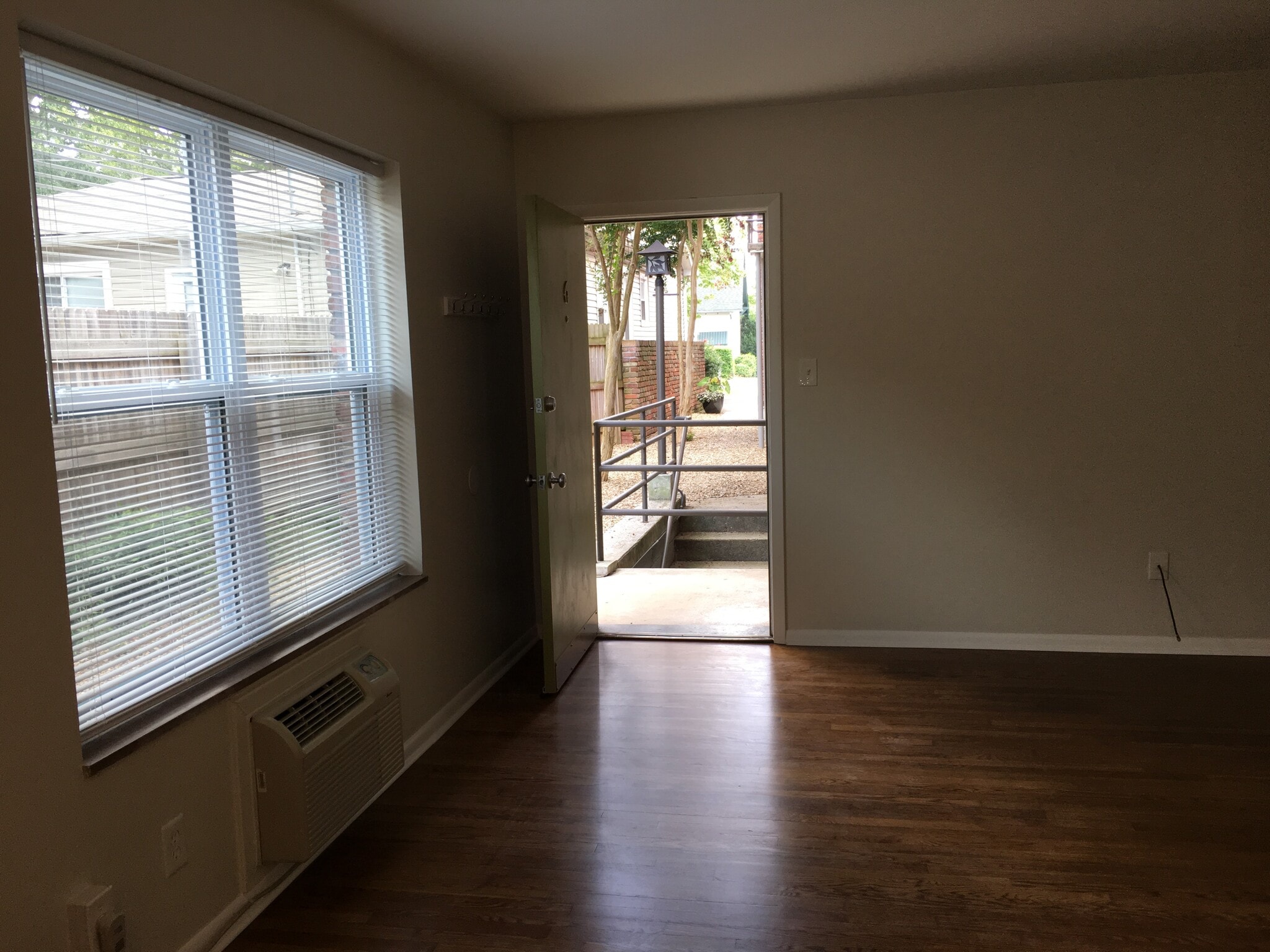 1st floor unit - 2223 Laurel Ave