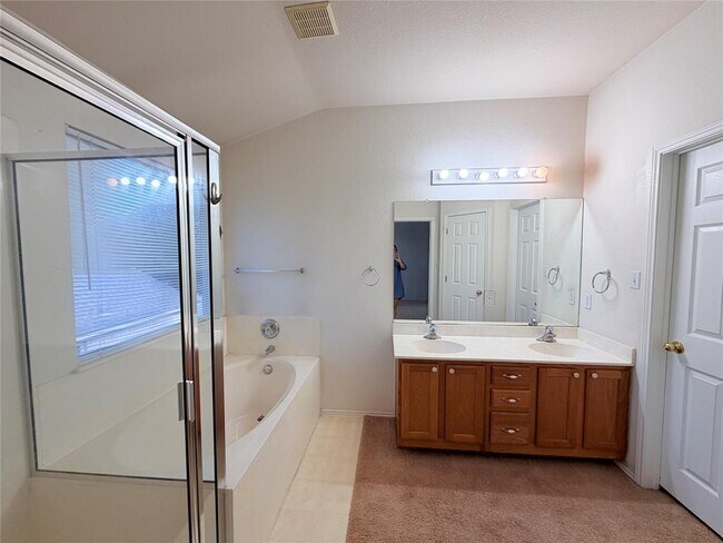 Building Photo - 1522 Van Horn Dr