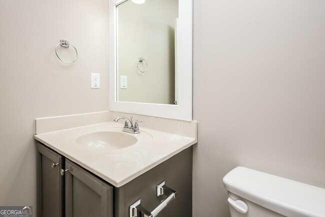 Building Photo - 6885 Bannister Park Ln