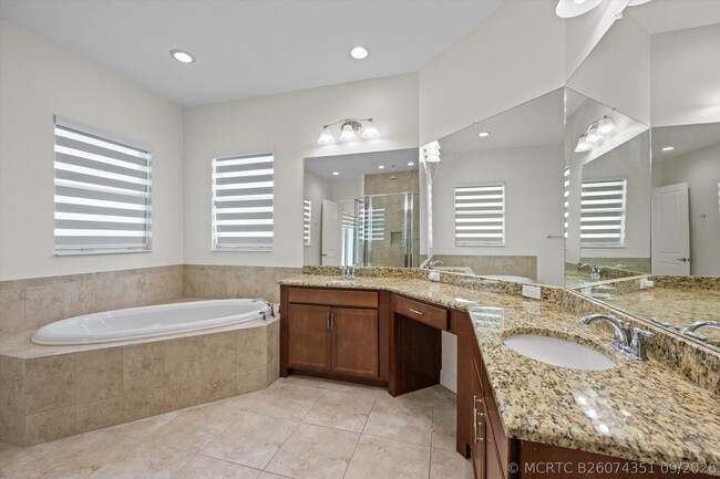 Building Photo - 5597 Liberty Ln