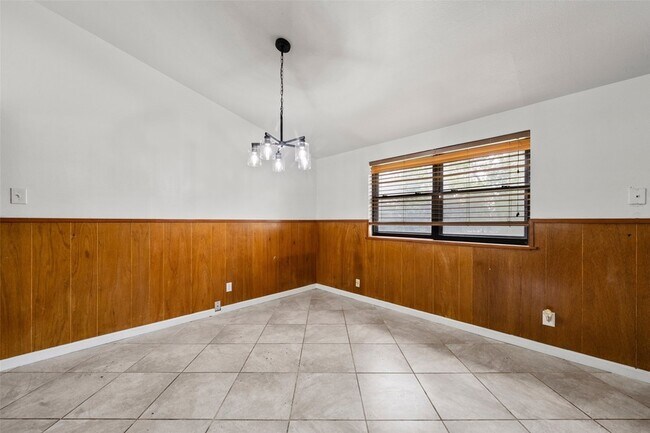 Building Photo - 308 Catalina Dr