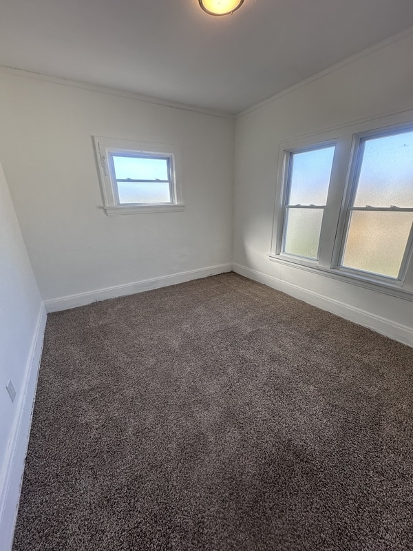 Building Photo - 3412 E 147th St