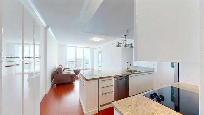 Primary Photo - 185 SW 7th St