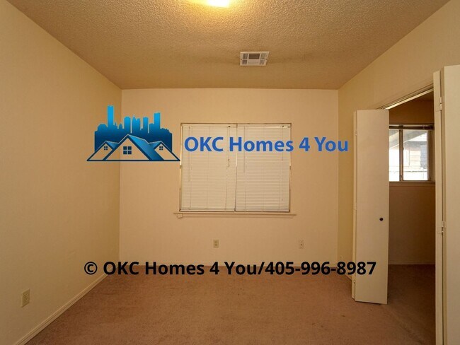 Building Photo - 2 Bed, 1 Bath Near Plaza & Midtown Areas