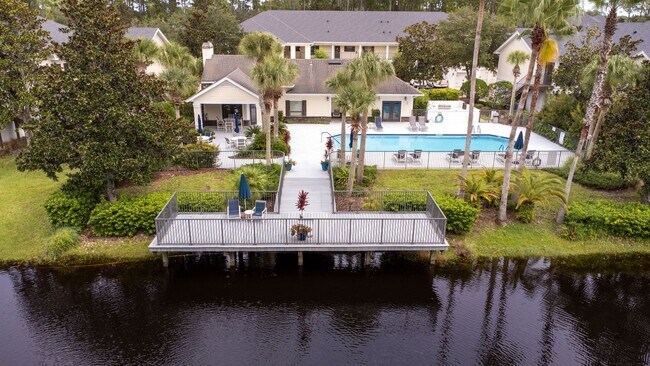 Building Photo - Belle Haven 2-Bedroom Condo with Pond View...