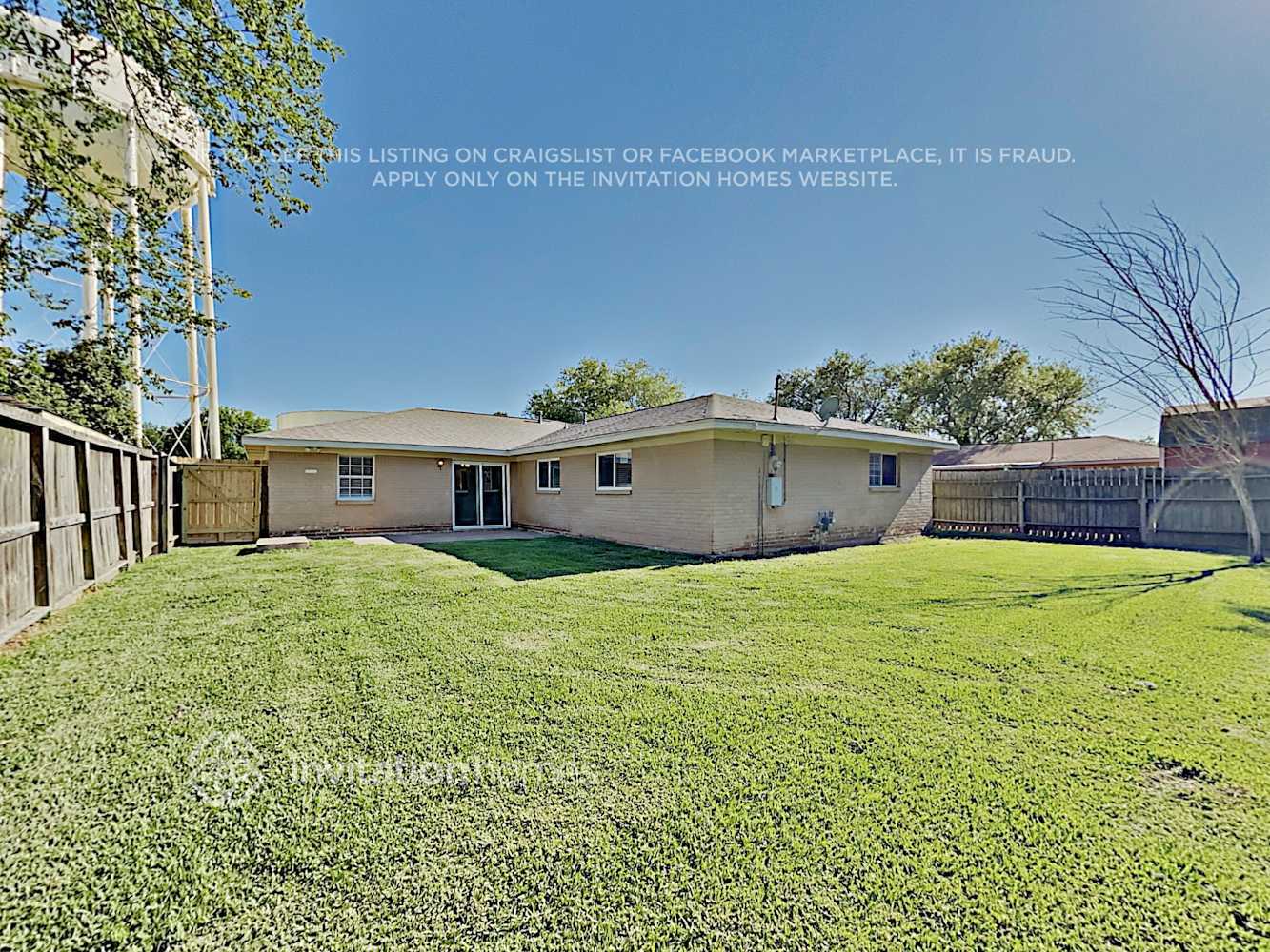 Building Photo - 2705 Coy Dr