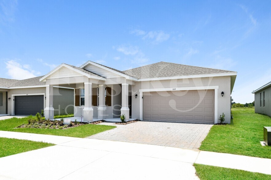 Building Photo - 1618 Isleta Lp