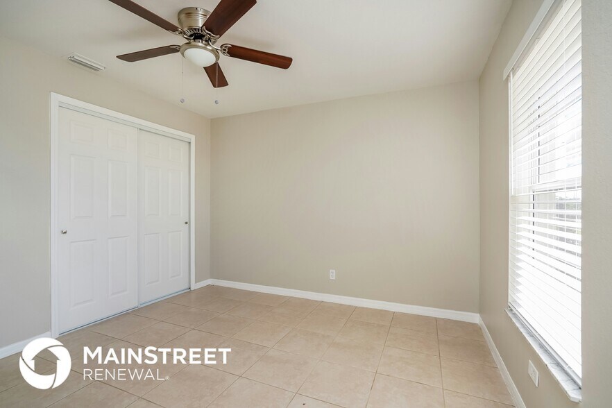 Building Photo - 221 NW 25th St