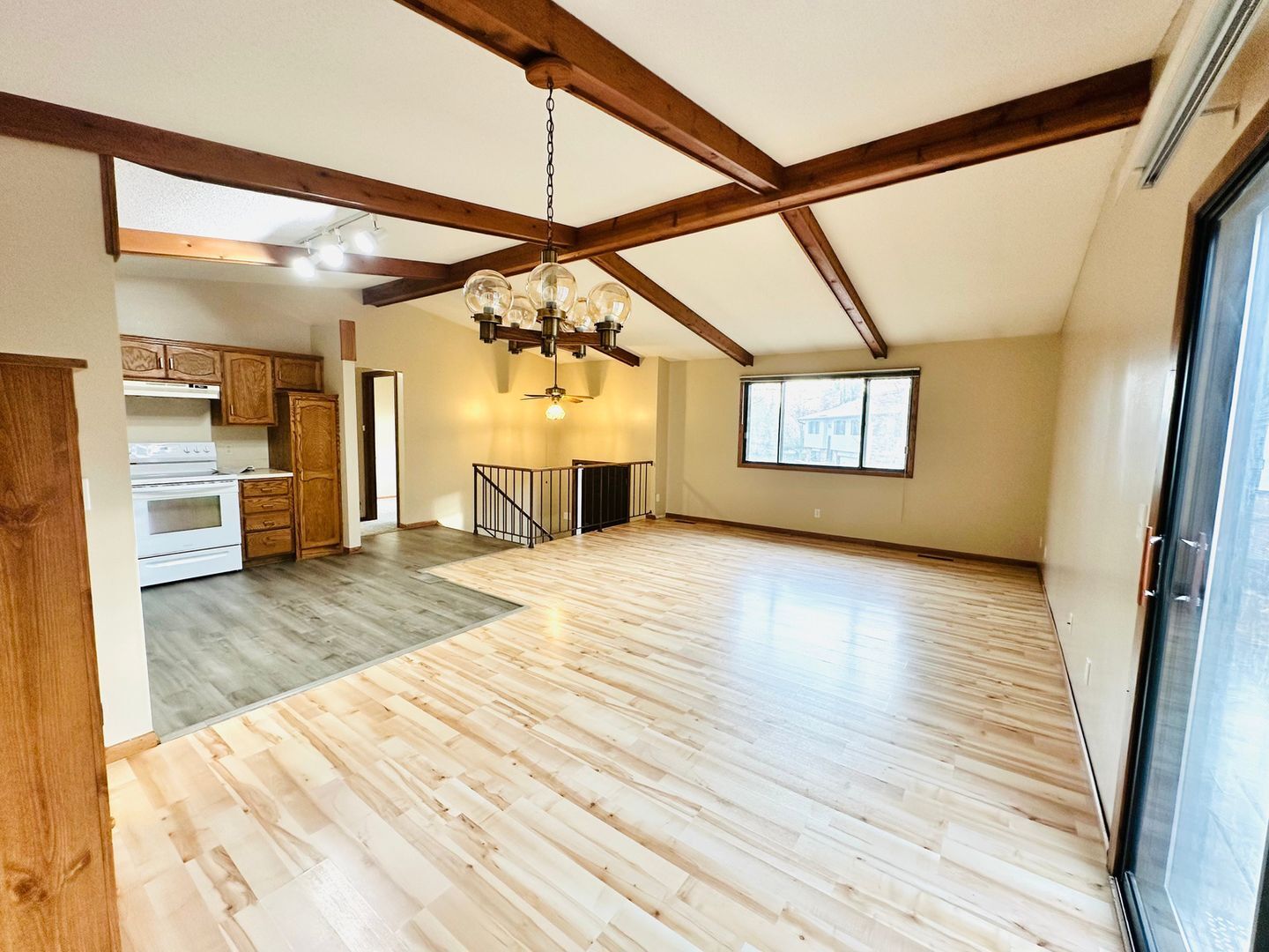 Building Photo - 840 Martha Lake Ct