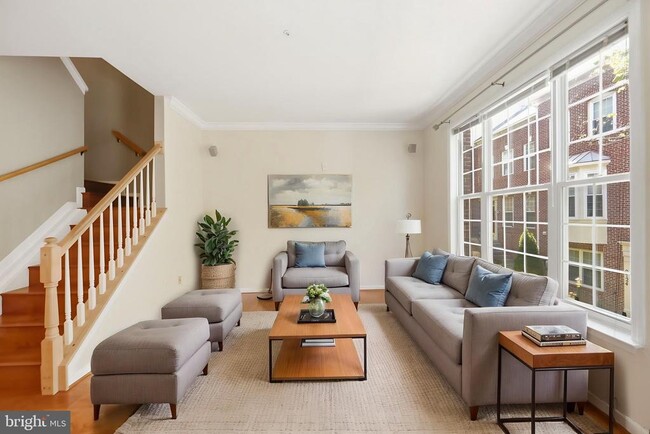 Building Photo - 9702 Athletic Way