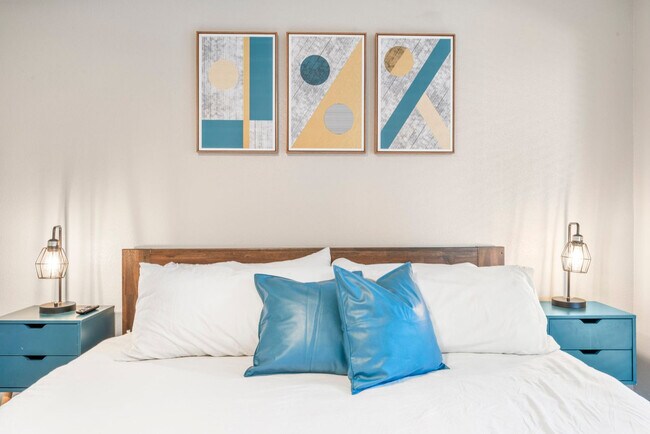 Building Photo - 3501 S 1st St