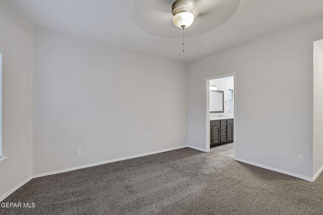 Building Photo - 14928 Harry Flournoy Ave