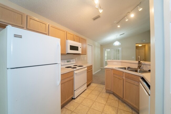 Building Photo - 177 Marsh Island Cir