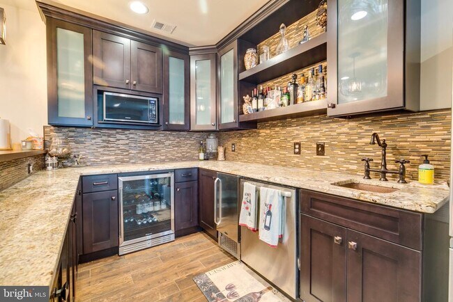 Building Photo - 23582 Prosperity Ridge Pl