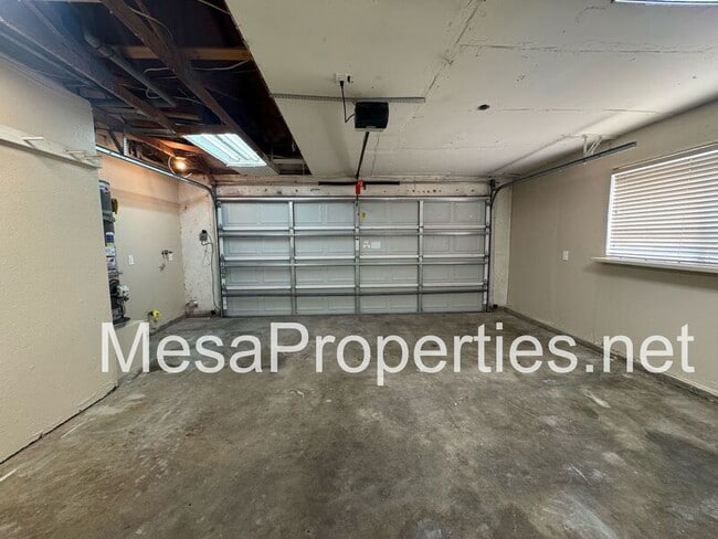 Building Photo - 17787 Birch St