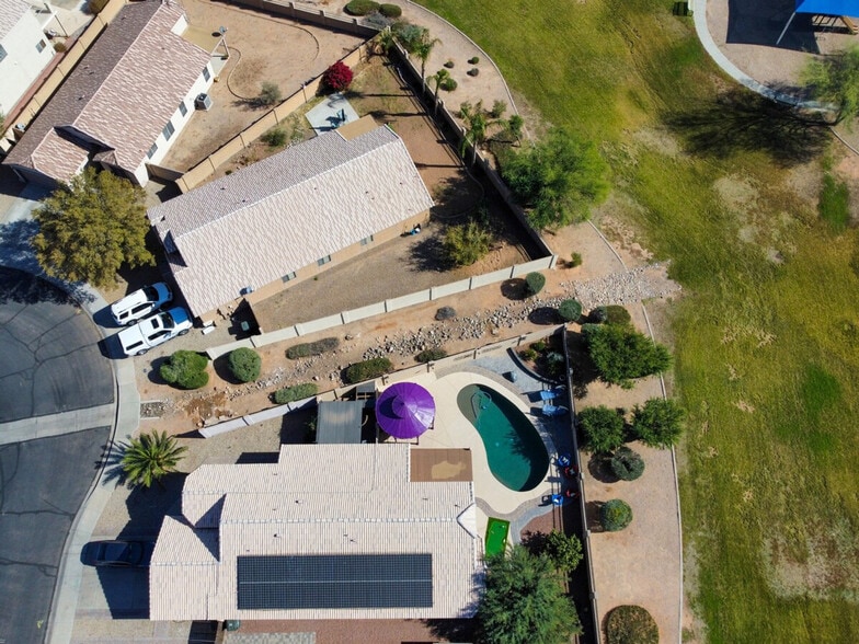 Building Photo - 1541 E Peregrine Trail