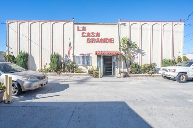 Building Photo - 11143 S. Inglewood Ave.