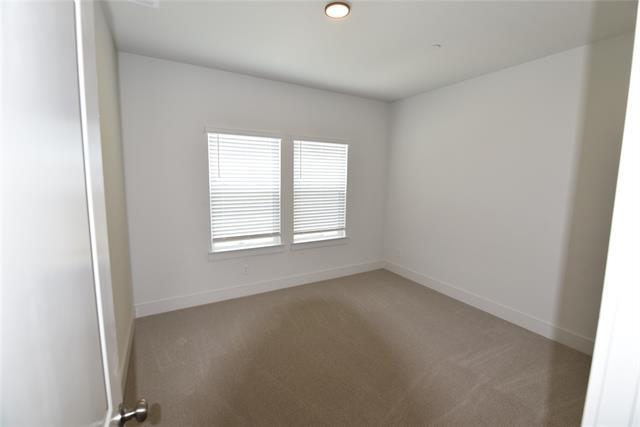 Building Photo - 4525 Lamplights Dr