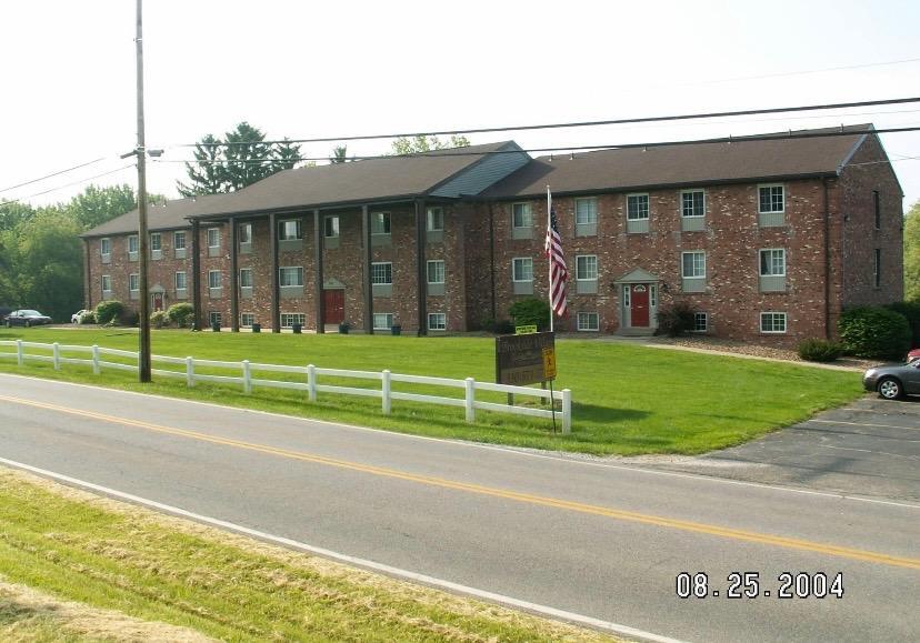 Brookside Village 585 Seville Rd Wadsworth OH 44281 Apartment Finder