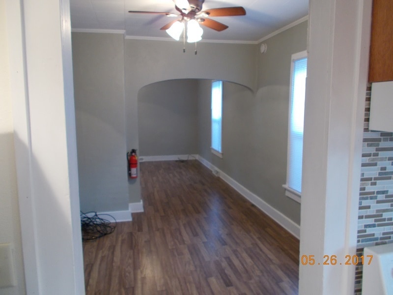 Building Photo - 202 E Sanborn St