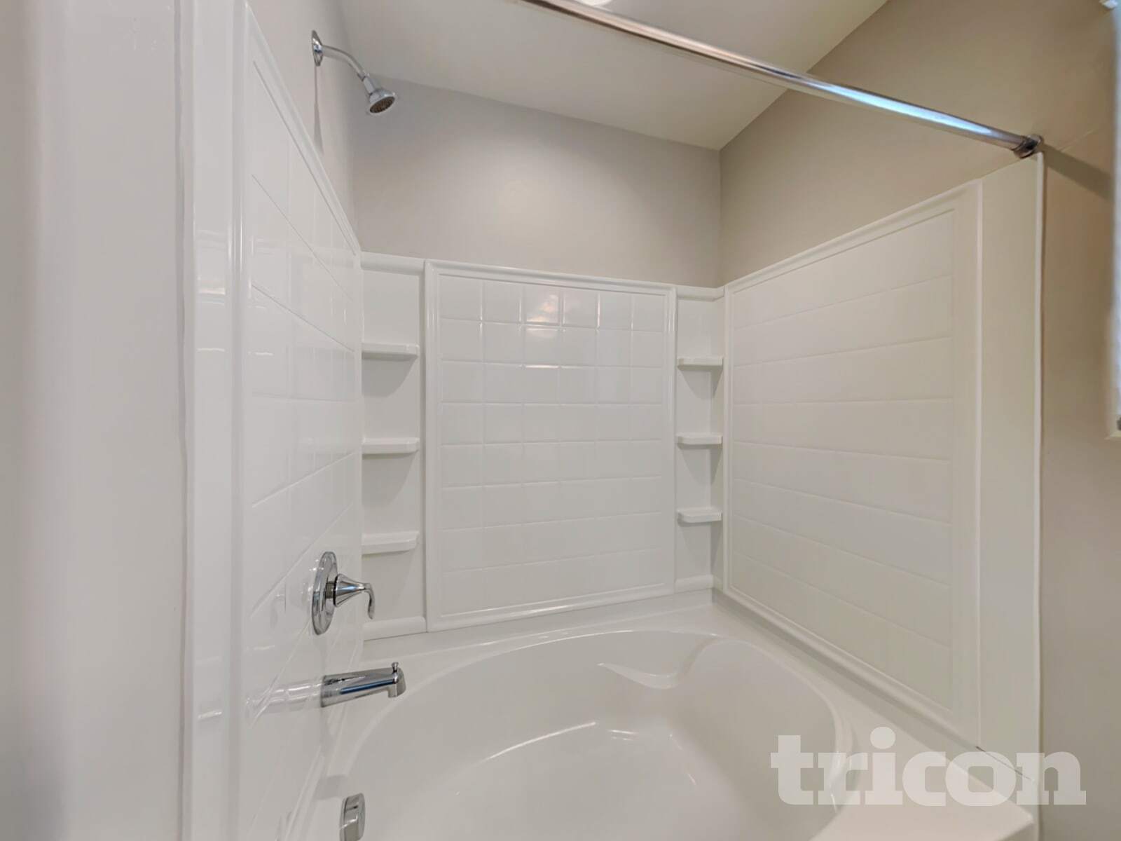 Building Photo - 8616 E Posada Ave