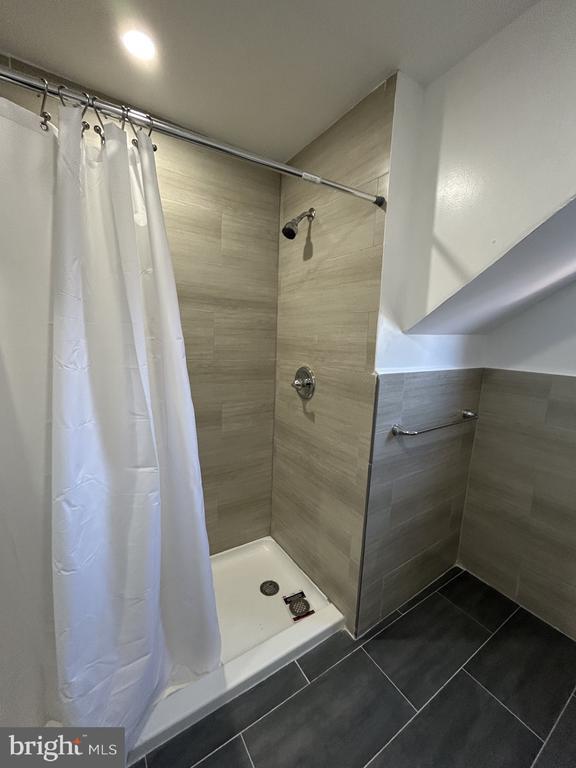 Building Photo - 1420 Williams Ave